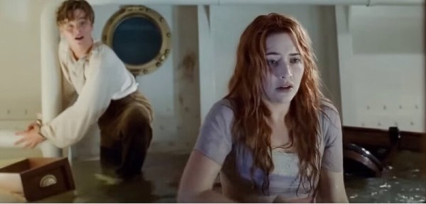 Дверь из «Титаника» продали на аукционе почти за $719 тыс. Дверь из «Титаника» продали на аукционе почти за $719 тыс.