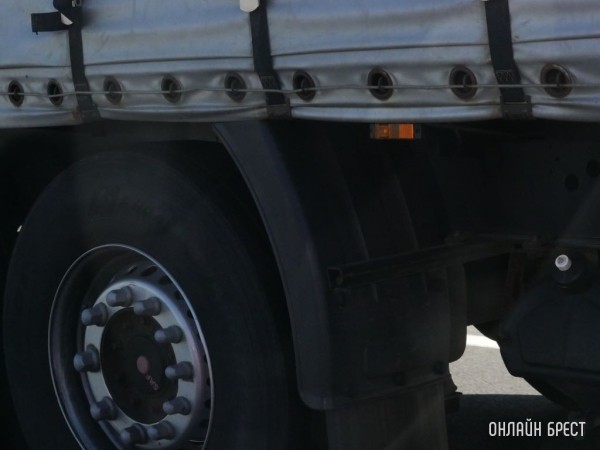 Пьяный дальнобойщик из Беларуси «попал» на гигантские деньги Пьяный дальнобойщик из Беларуси «попал» на гигантские деньги