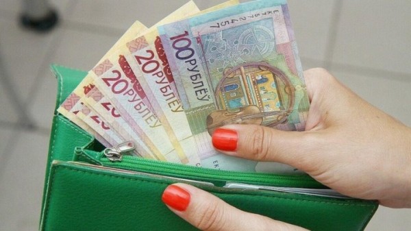 В Беларуси отдельным работникам соцучреждений увеличены стимулирующие выплаты