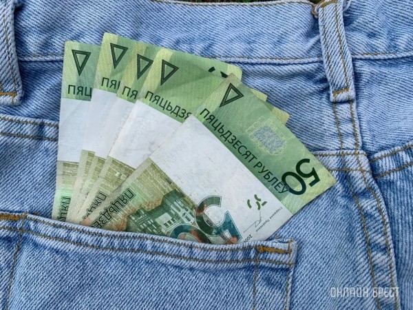 Большая часть расходов белорусов теперь уходит не на еду. На что же теперь? Большая часть расходов белорусов теперь уходит не на еду. На что же теперь?